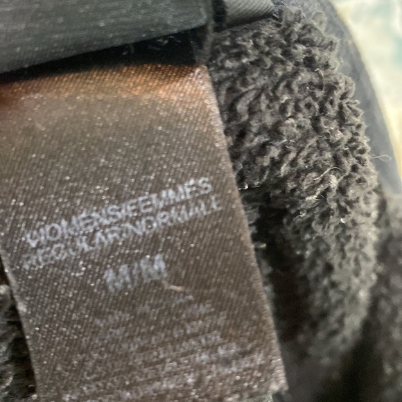 The North Face black fleece jacket size medium - Picture 5 of 10